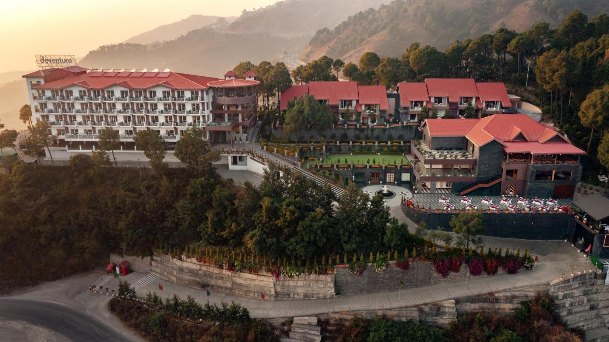 ホテル Deventure Shimla Hills Kandāghāt エクステリア 写真