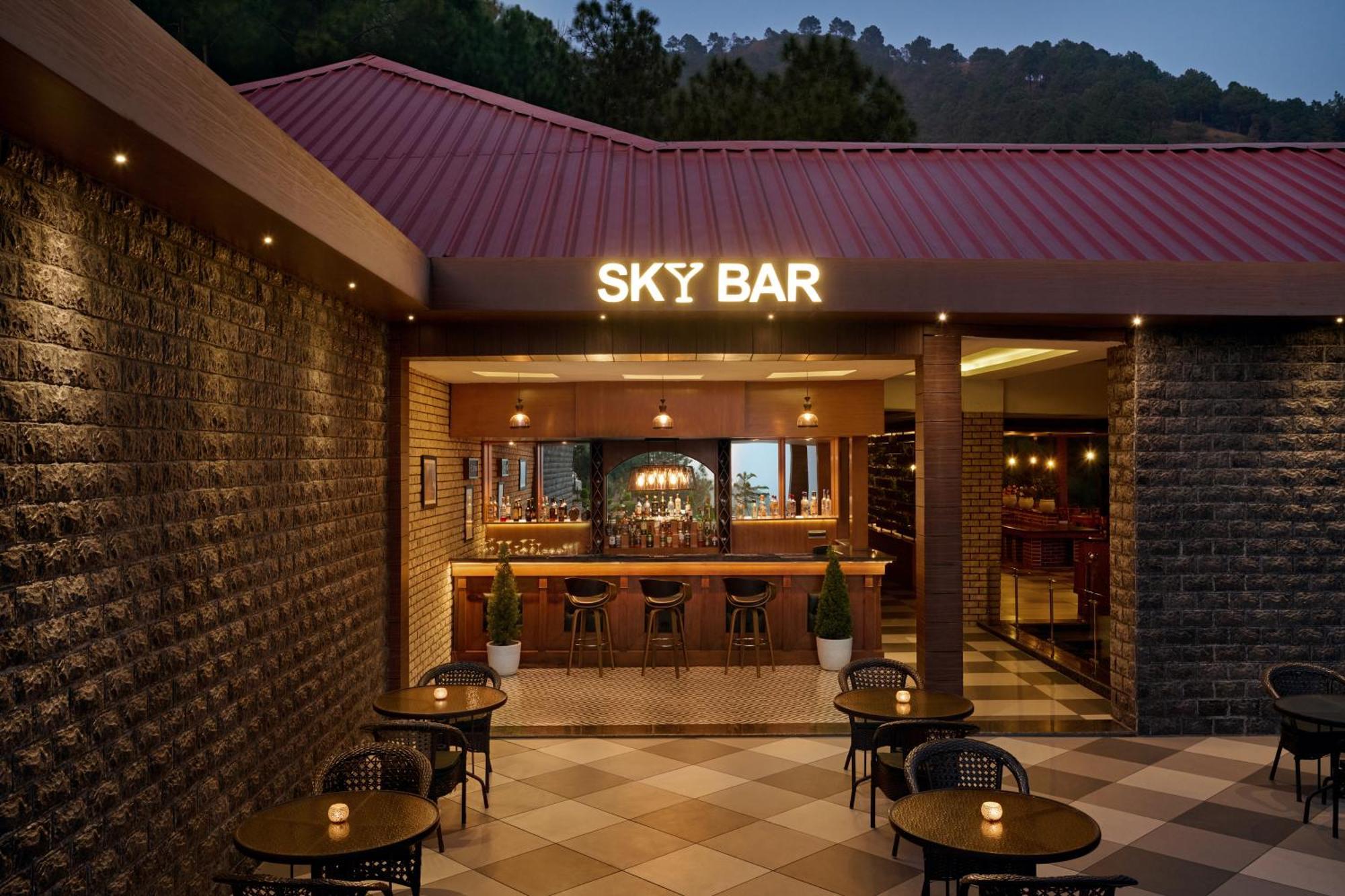 ホテル Deventure Shimla Hills Kandāghāt エクステリア 写真