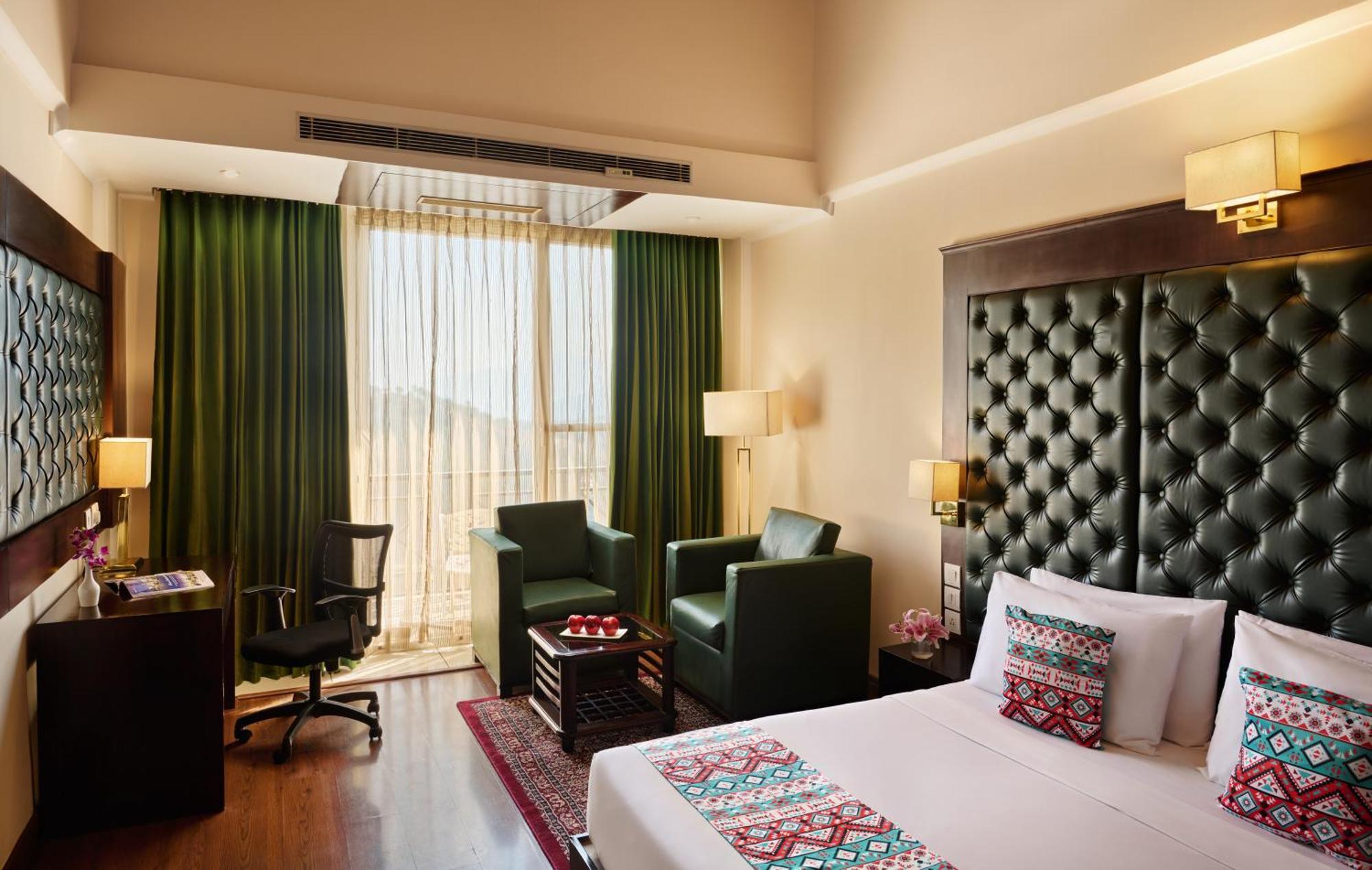 ホテル Deventure Shimla Hills Kandāghāt エクステリア 写真