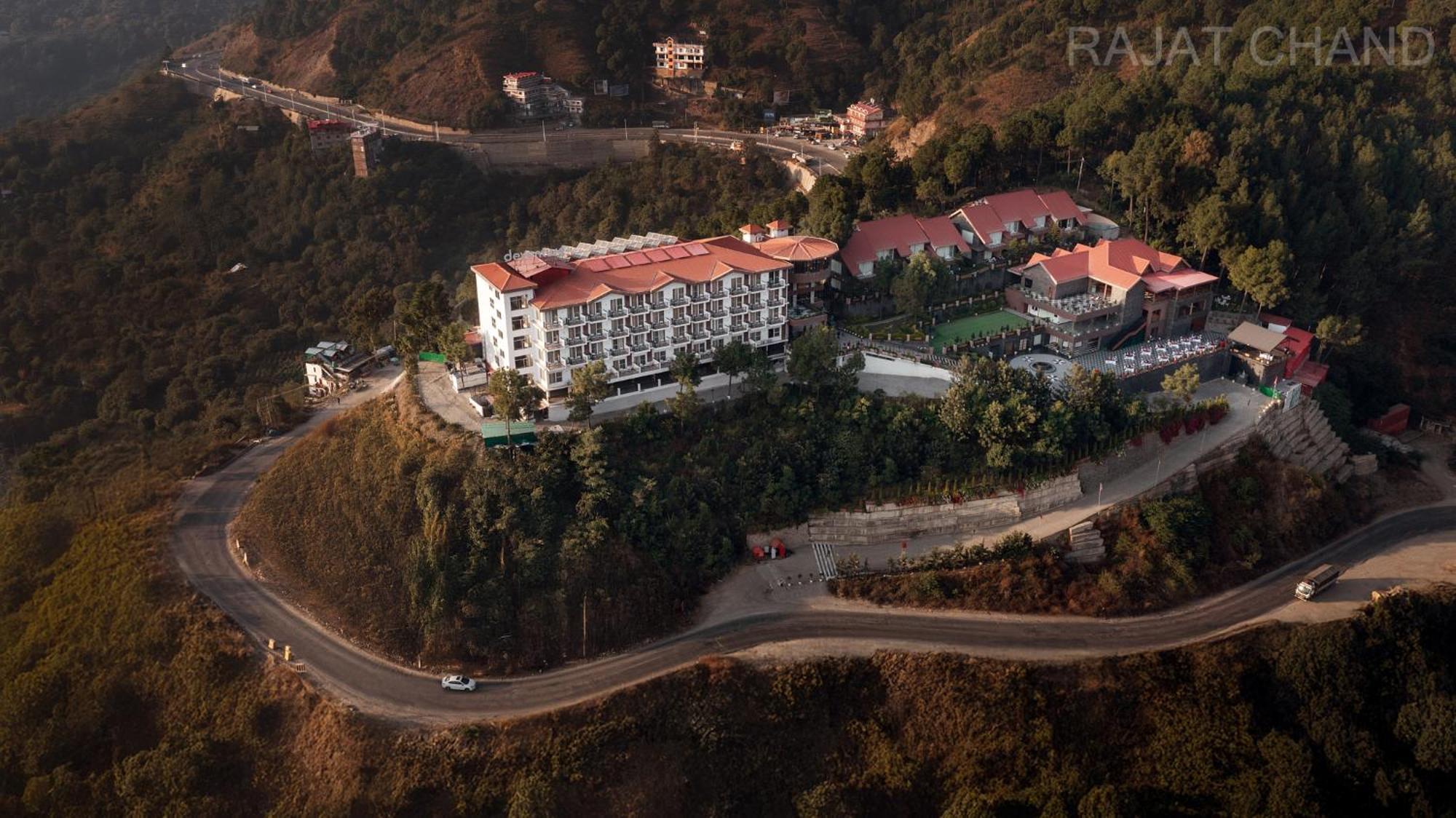 ホテル Deventure Shimla Hills Kandāghāt エクステリア 写真
